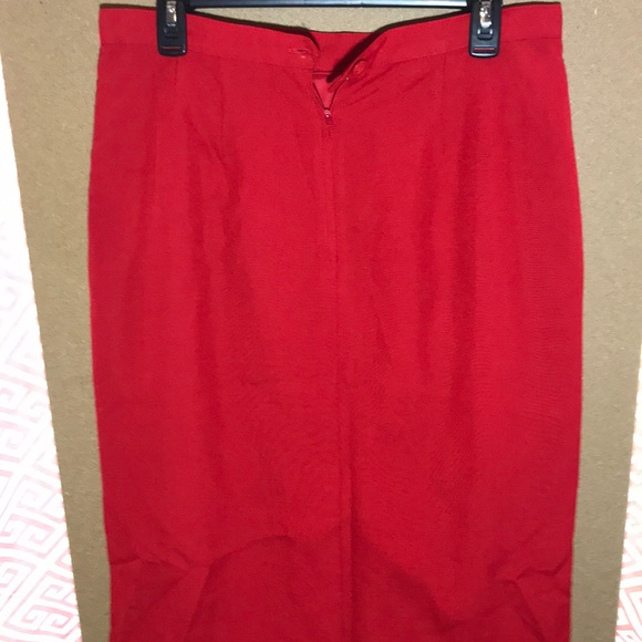 Kasper for A.S.L women’s red 2 piece skirt set (size 14). - Picture 6 of 7